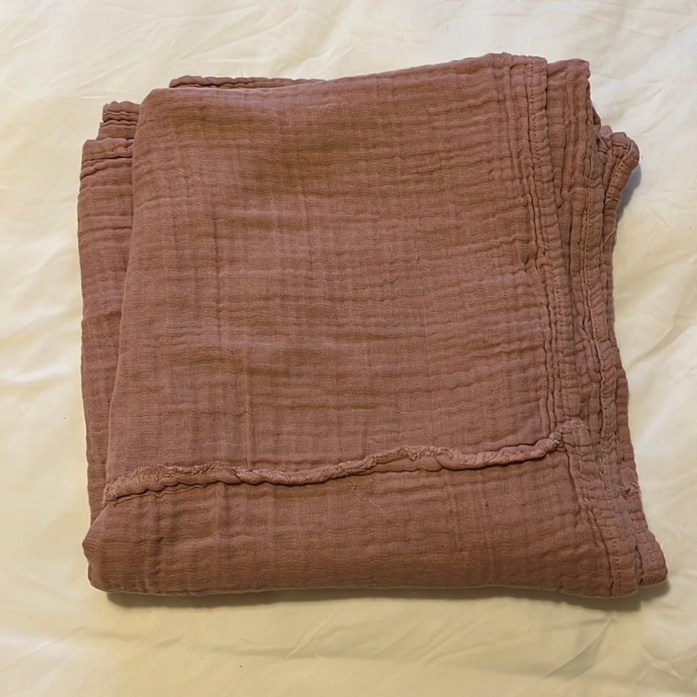 Lovely light cotton blanket.